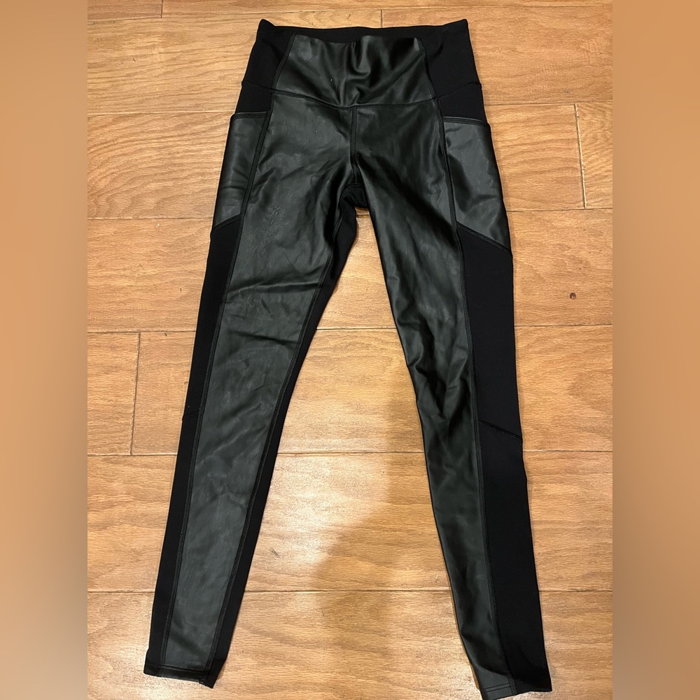 Athleta Gleam tights XS
